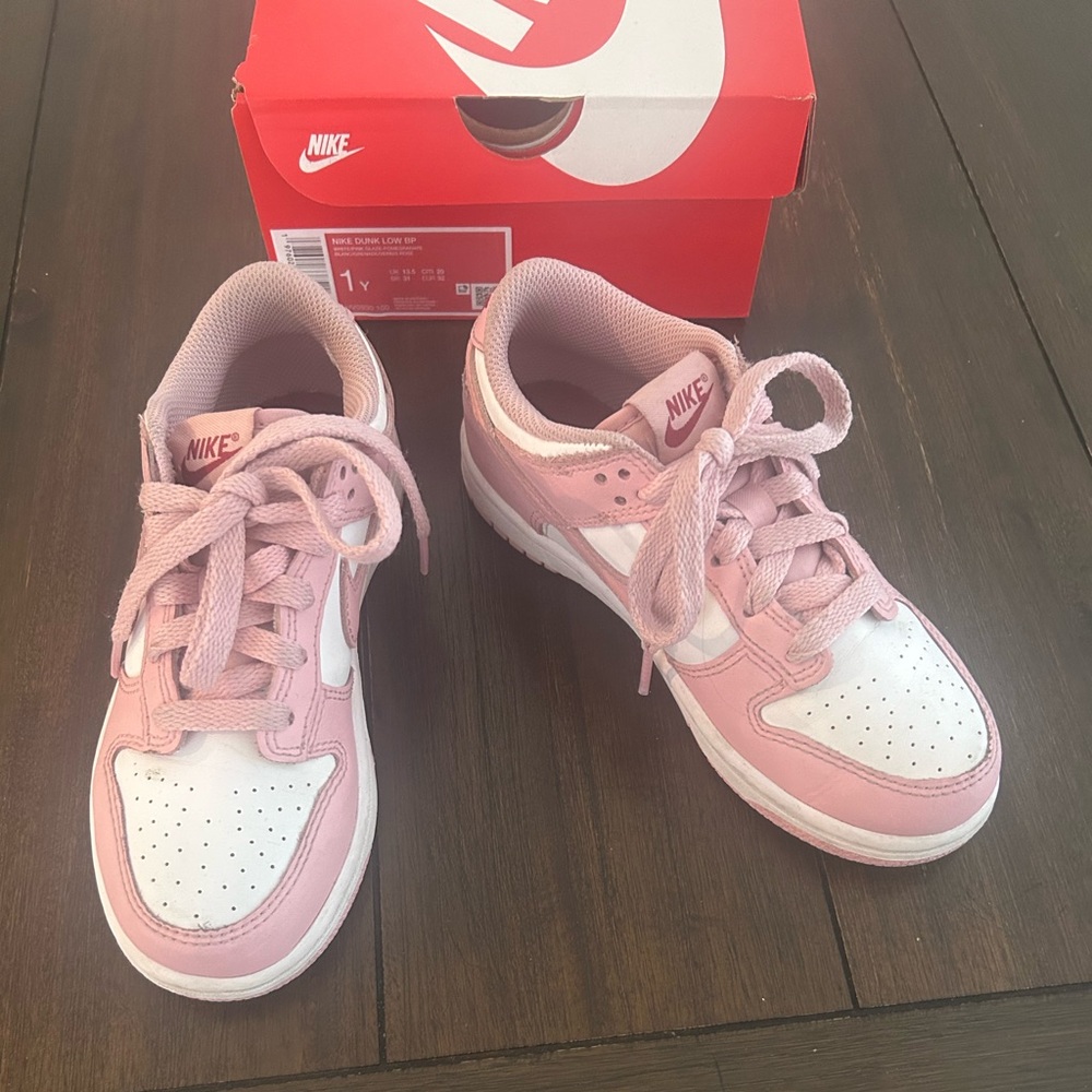 Nike Dunks